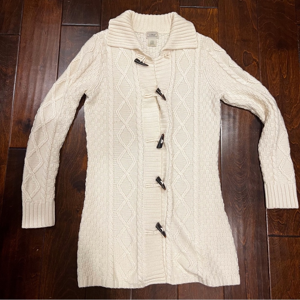 L.L.Bean Wool Blend Cream Cardigan Knitted Intricacy Excellent Flawless Size M